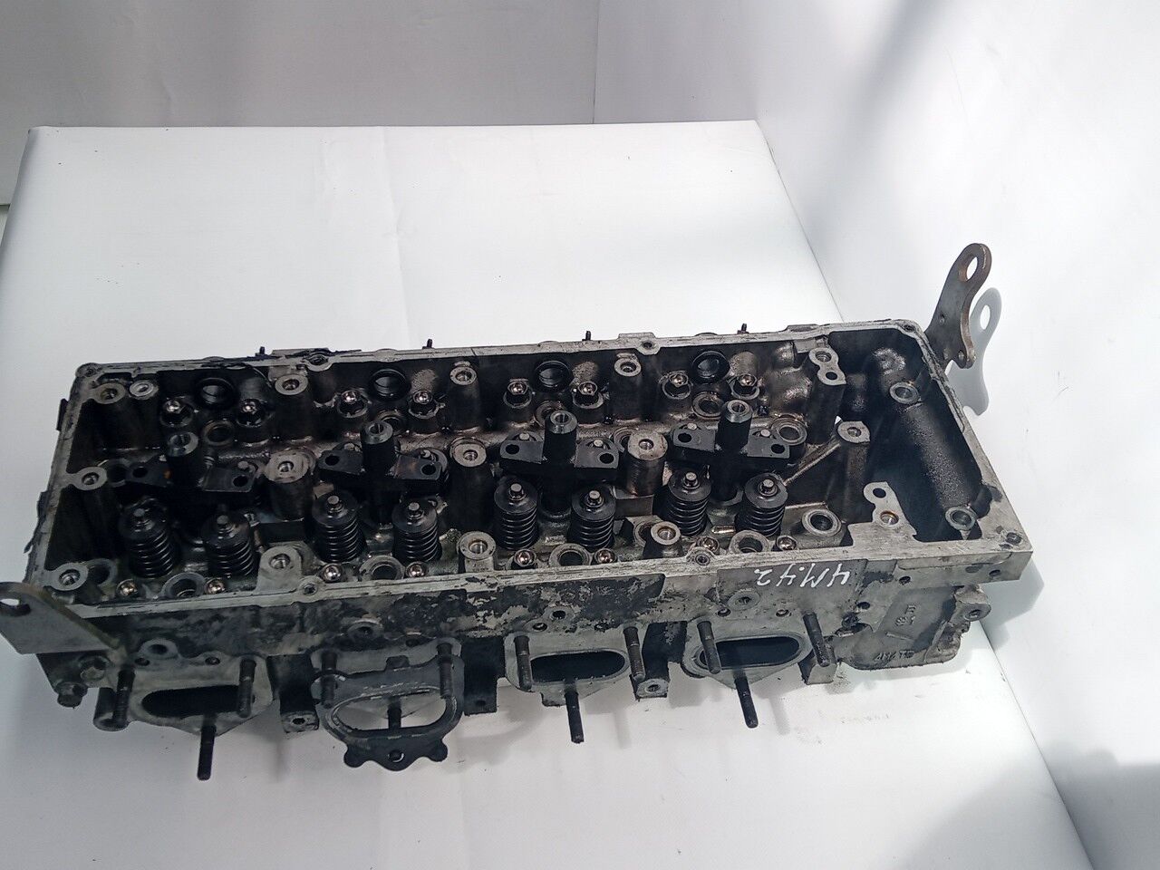 4M4TB cylinder head for Mitsubishi Canter (FB7, FB8, FE7, FE8) 7.Generation | 01 truck