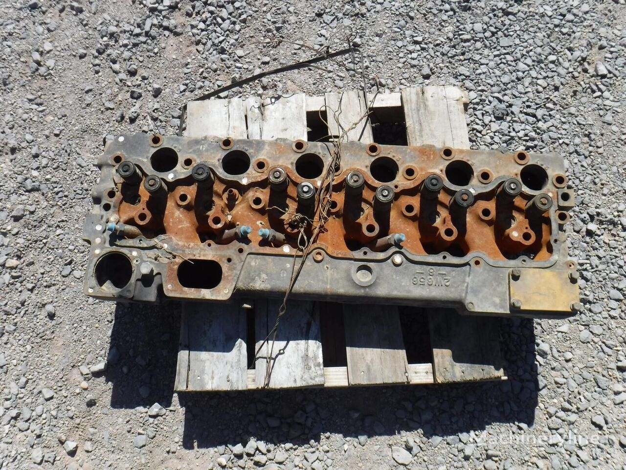 Caterpillar 2W-658 cylinder head for Caterpillar 2W-658 wheel loader