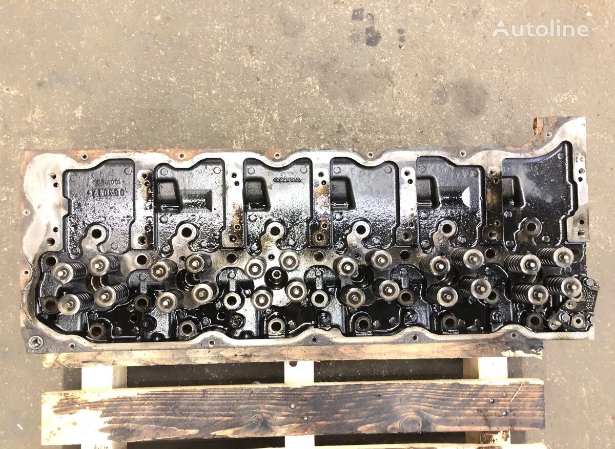 головка блока цилиндров Chiuloasă для грузовика Volvo 3161280 / 85107815 / 20702536 / 20825202 / 21576302 / 85000400 / 85000612 / 85003899