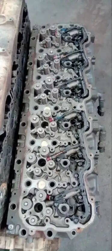 DAF 2145548 2145548 cylinder head for DAF xf105 truck