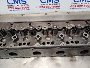 culasse Ford 8240, 8340 Engine Cylinder Head ,84135248, 87801989, 841 87840237 pour tracteur à roues