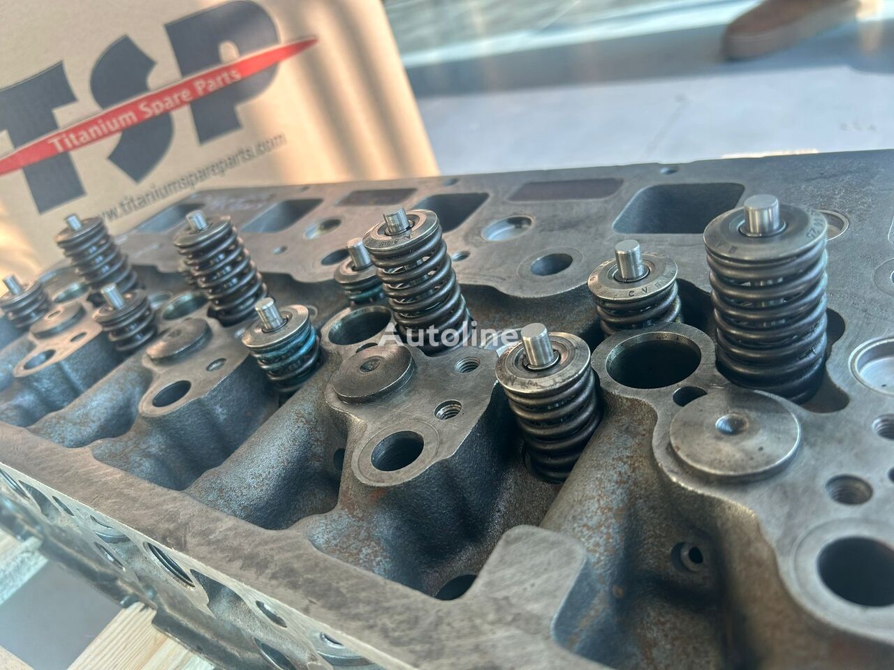 رأس مجموعة الأسطوانات Mercedes-Benz OM 904 ENGINE CYLINDER HEAD لـ الشاحنات