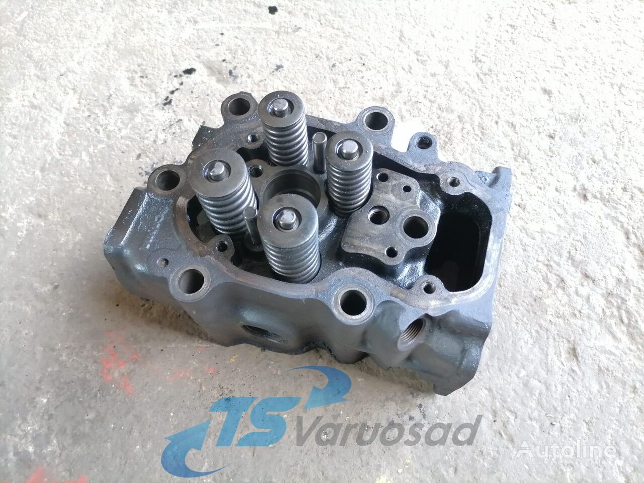 Головка блока цилиндров Scania Cylinder head, XPI 1874583 для тягача Scania R440 - Autoline