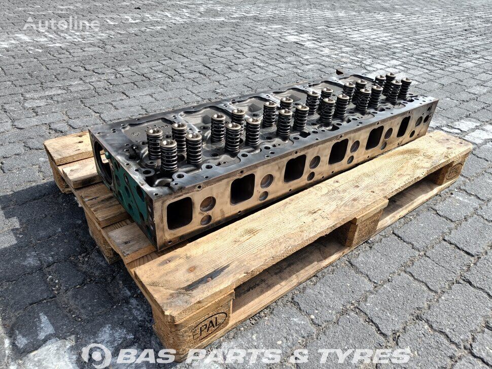 Volvo 22467253 cylinder head for Volvo truck