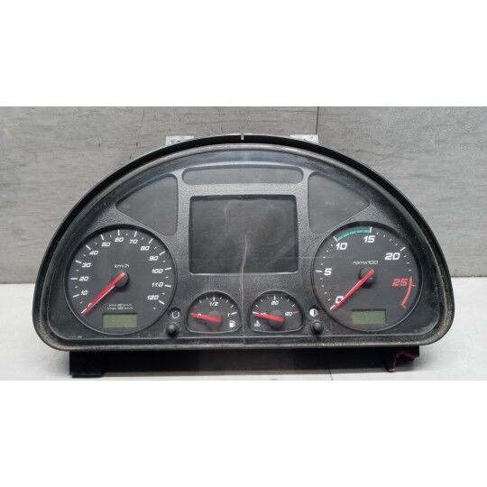 ** dashboard voor IVECO Stralis 2013> vrachtwagen