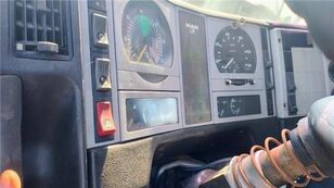 табло с уреди 81272026079 за камион MAN 12284MLC