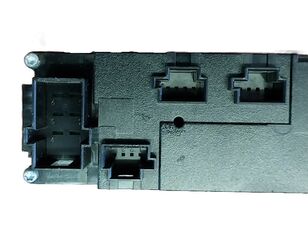 Mercedes-Benz ACTROS MP4 kamyon i&ccedil;in 1843 L 03320850100 g&ouml;sterge paneli