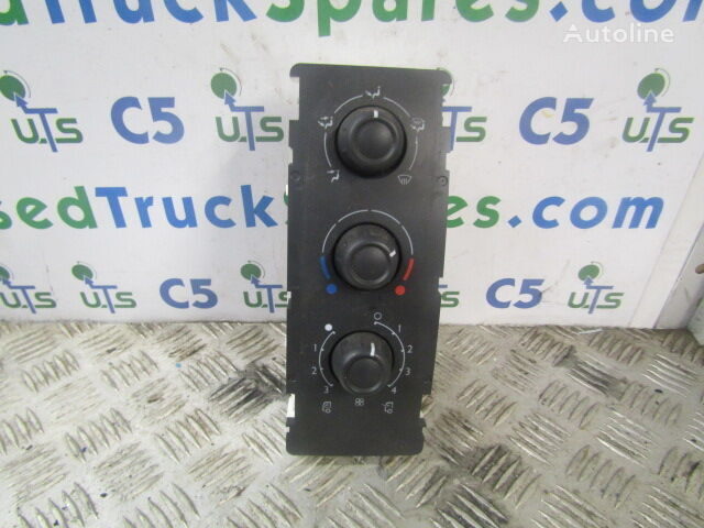 DAF LF 220 dashboard for truck