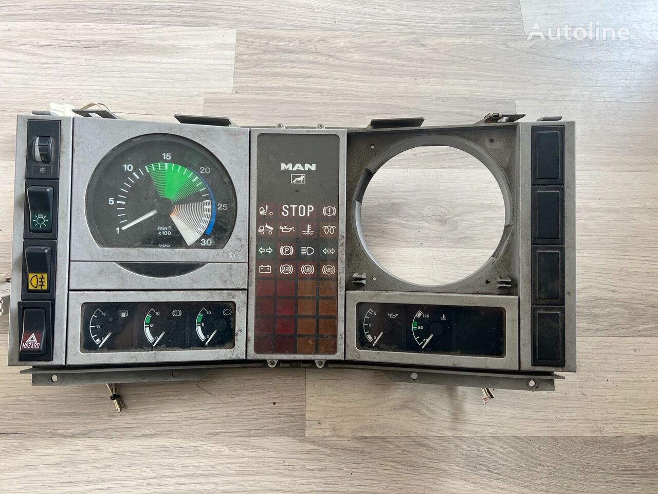 MAN 81.27202.6059 dashboard voor vrachtwagen