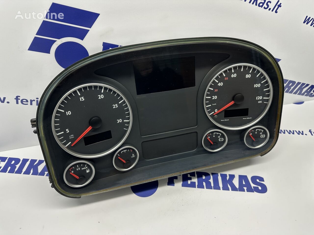 牵引车 MAN 的 仪表板 MAN Instrument cluster 81272026222