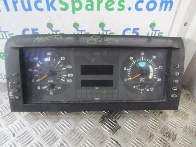 Mercedes-Benz CLOCK CLUSTER A001 dashboard voor Mercedes-Benz ATEGO 815/818  vrachtwagen