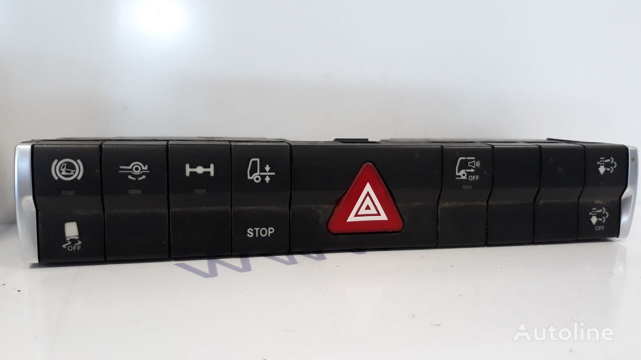 لوحة العدادات Mercedes-Benz warning light switch 9604460323 لـ السيارات القاطرة Mercedes-Benz Actros MP4