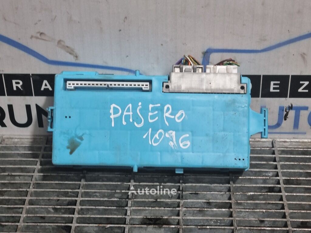 Tableau de bord Modul Mitsubishi Shogun Pajero 2006 - 2011 NU NU SE VEDE pour automobile à vendre | Autoline FR Tableau de bord Modul Mitsubishi Shogun Pajero 2006 - 2011 NU NU SE VEDE pour automobile - Autoline