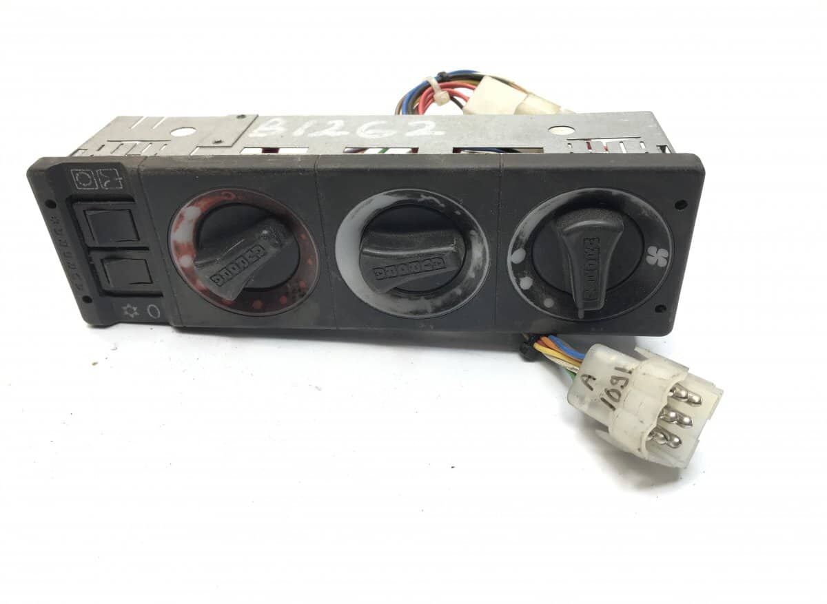 Panou comenzi climatizare cabină dashboard for Volvo 77700214-18 truck