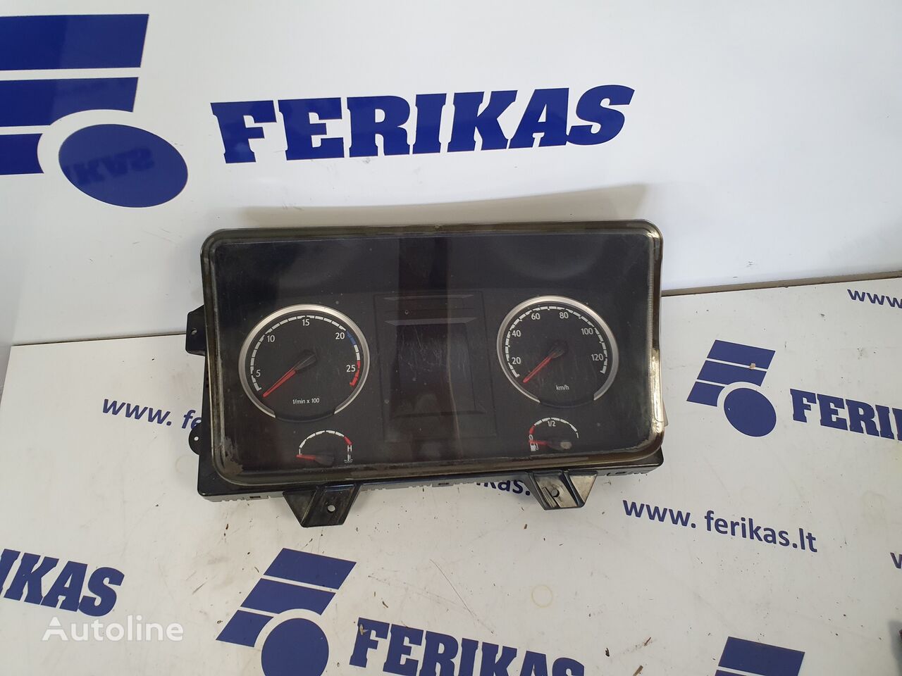 Scania instrument cluster dashboard for Scania R truck tractor