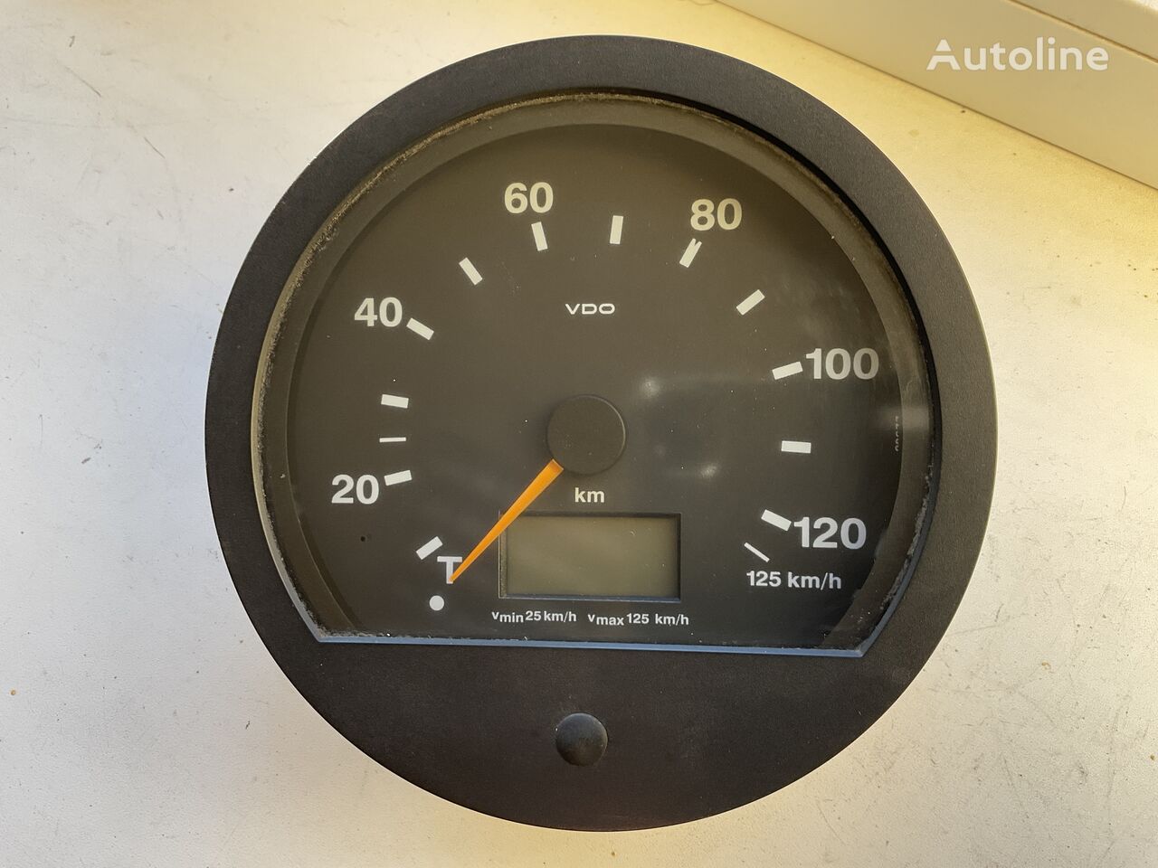 Bảng điều khiển Siemens VDO Speedometer 1323.0301 dành cho xe buýt Bova Futura - Autoline