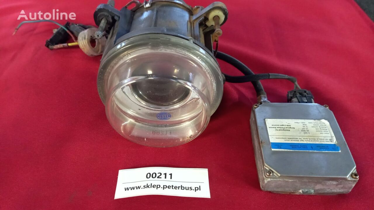 مصباح التشغيل النهاري Lampa przednia xenon wraz z przetwornicą napięcia لـ الباصات Neoplan