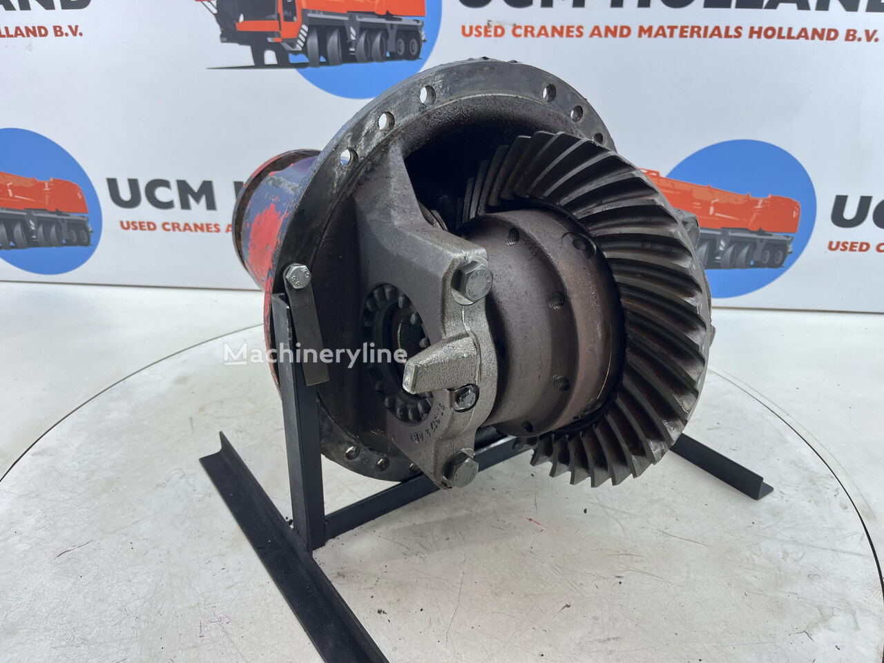 Diferenciál Liebherr LTM 1090 end differential 17x36 axle 1 571090008 pro autojeřábu Liebherr LTM 1090 na prodej | Machineryline CZ Diferenciál Liebherr LTM 1090 end differential 17x36 axle 1 571090008 pro autojeřábu Liebherr LTM 1090 - Machineryline