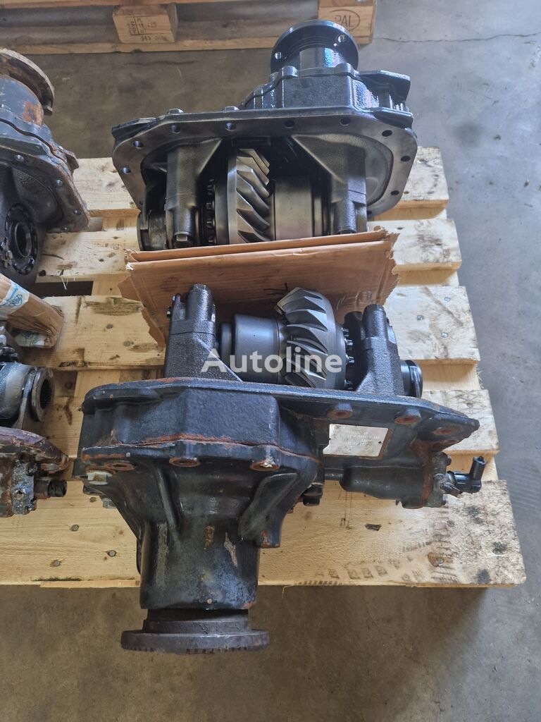 وحدة التخفيض Mercedes-Benz Wkład mostu Dyfer Differential Diff Mercedes Actros MP2 MP3 Aroc لـ الشاحنات Mercedes-Benz Wkład mostu Dyfer Differential Diff Mercedes Actros MP2 MP3 Arocs Axor 6x4 4x4 8x8 6x6 8x4