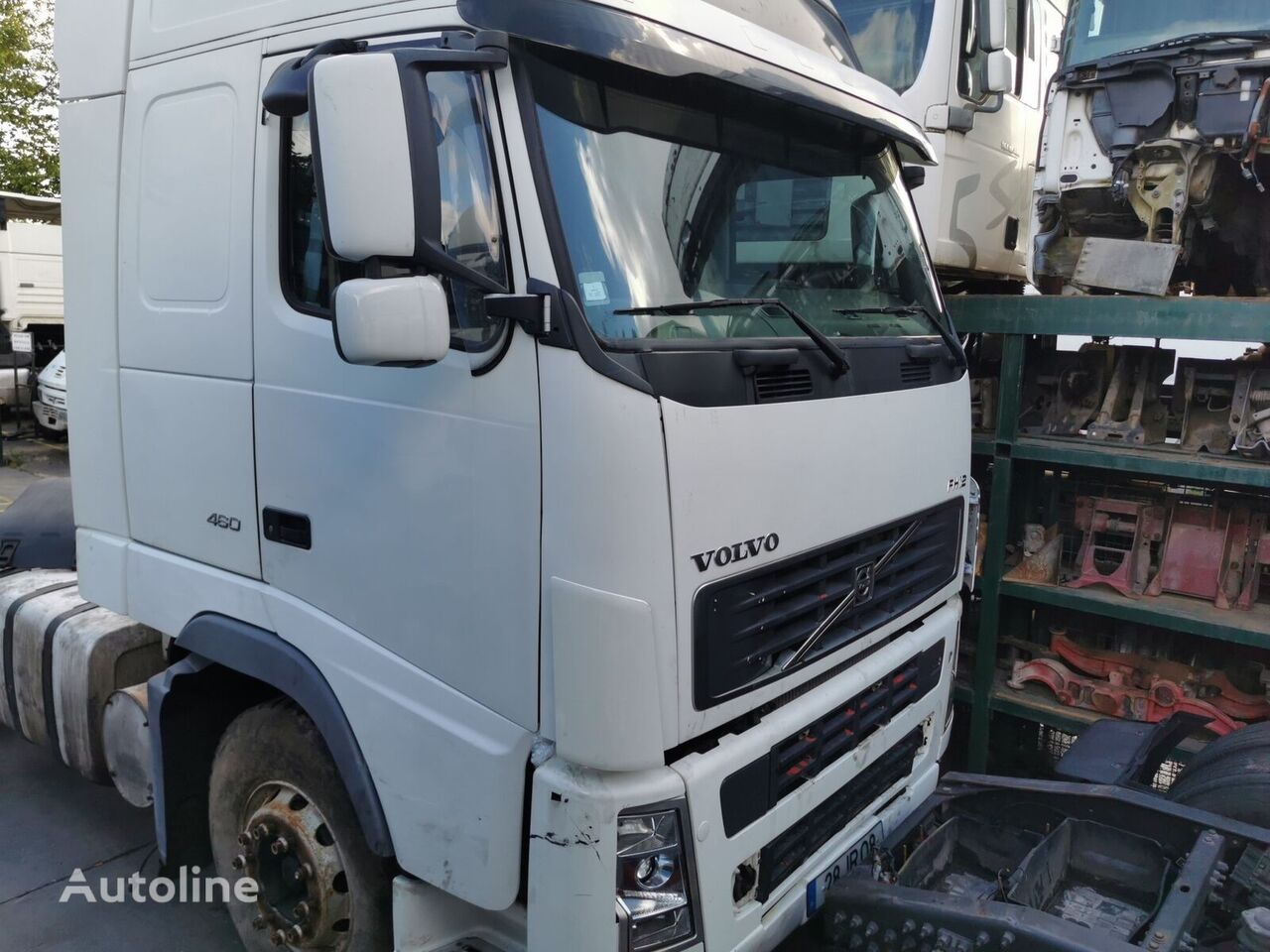 باب 25715 لـ الشاحنات Volvo FH | 05