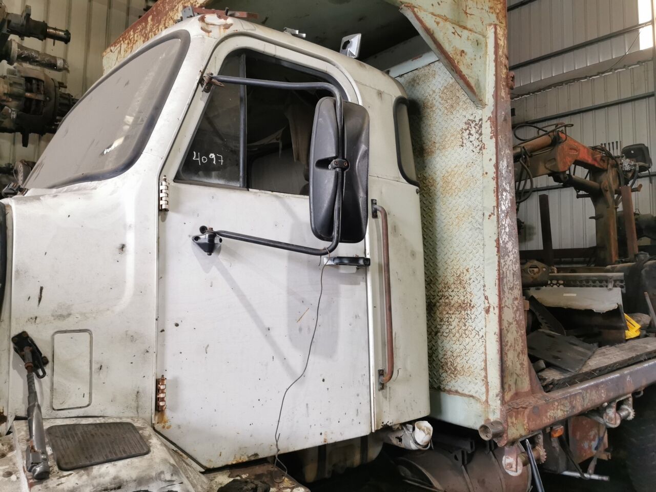 porte pour camion Volvo N 10 | 73 - 89