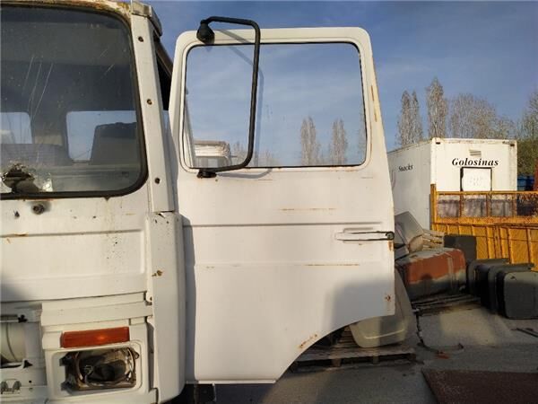 Купить дверь для грузовика Renault Midliner | Autoline KZ Дверь для грузовика Renault Midliner - Autoline