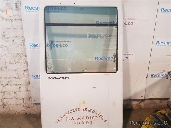 Door for Renault Magnum truck for sale | Autoline MY Door for Renault Magnum truck - Autoline