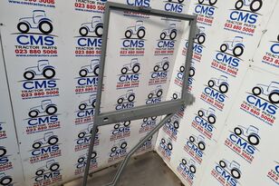 Ford 7610، سلسلة 10، إطار باب الكابينة الأيسر 83948644، E3nn94211a05aa1 لـ Ford BRAND NEW