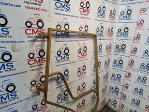 Vrata Massey Ferguson Cab Door Frame Rhs 3822645M91 za traktor na kolesih Massey Ferguson 4355, 4200, 4300 naprodaj - Slika 4 | Agroline SI Vrata Massey Ferguson Cab Door Frame Rhs 3822645M91 za traktor na kolesih Massey Ferguson 4355, 4200, 4300 | Slika 4 - Agroline