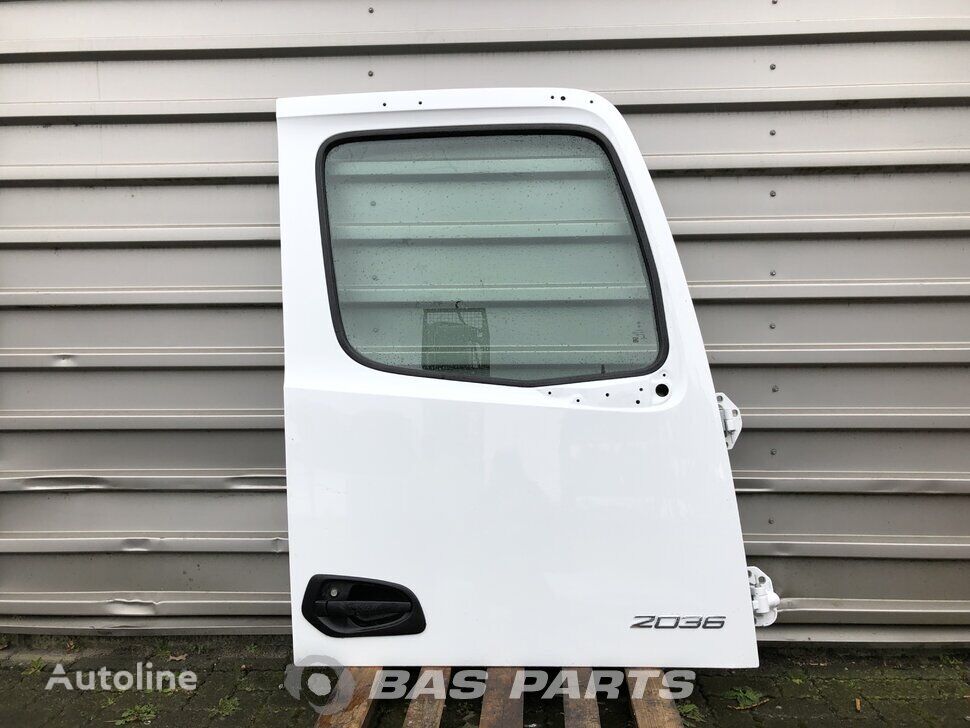 Porte Mercedes-Benz Actros MP5 9607202403 pour camion - Autoline