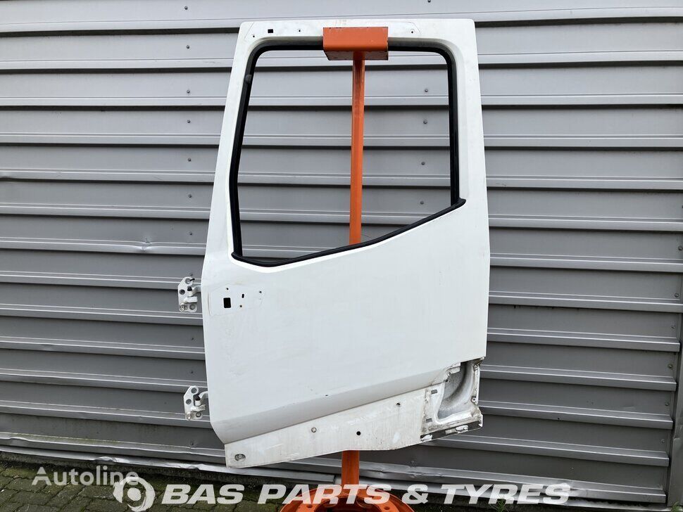 Renault T-Serie 7482702620 door for Renault T-Serie truck