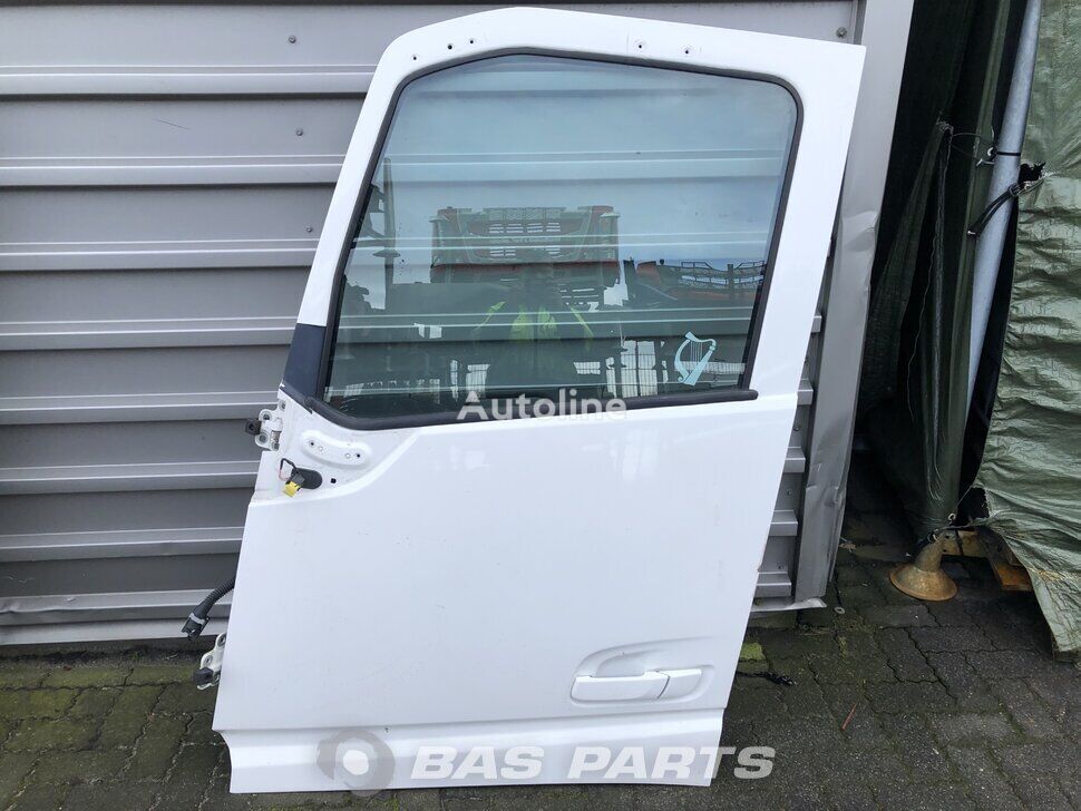 Volvo FH4 82183078 door for Volvo FH4 truck