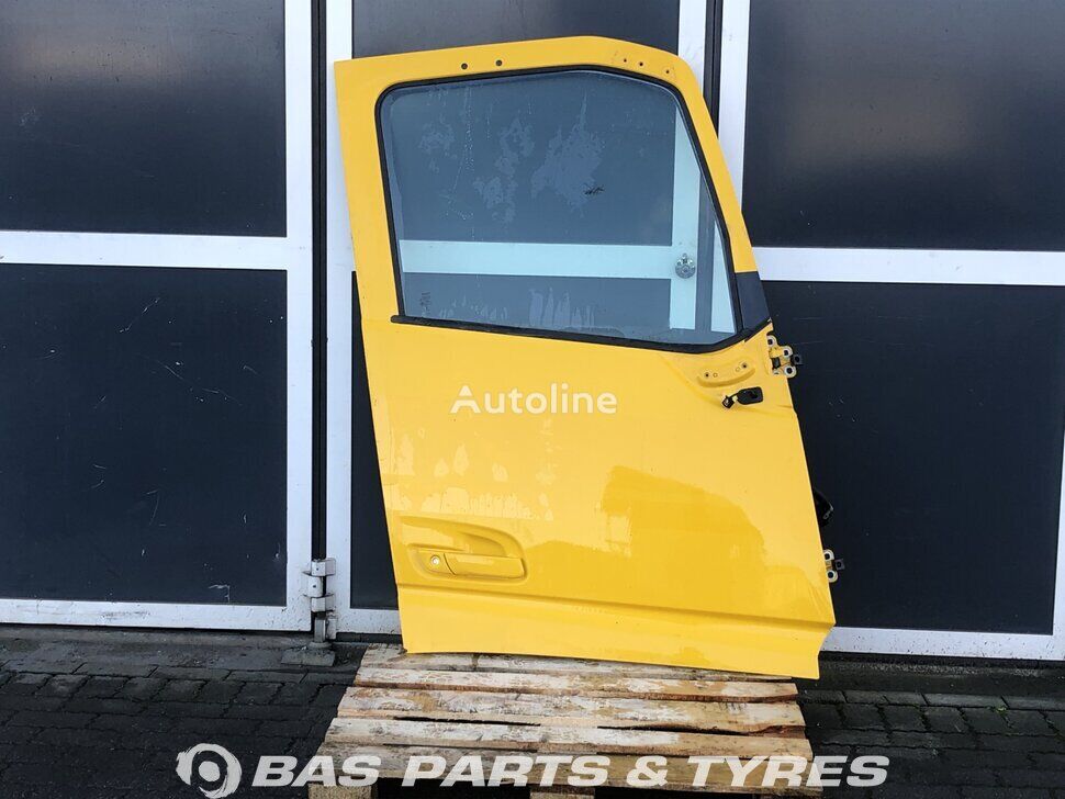 porte Volvo FH4 82183386 pour camion Volvo FH4