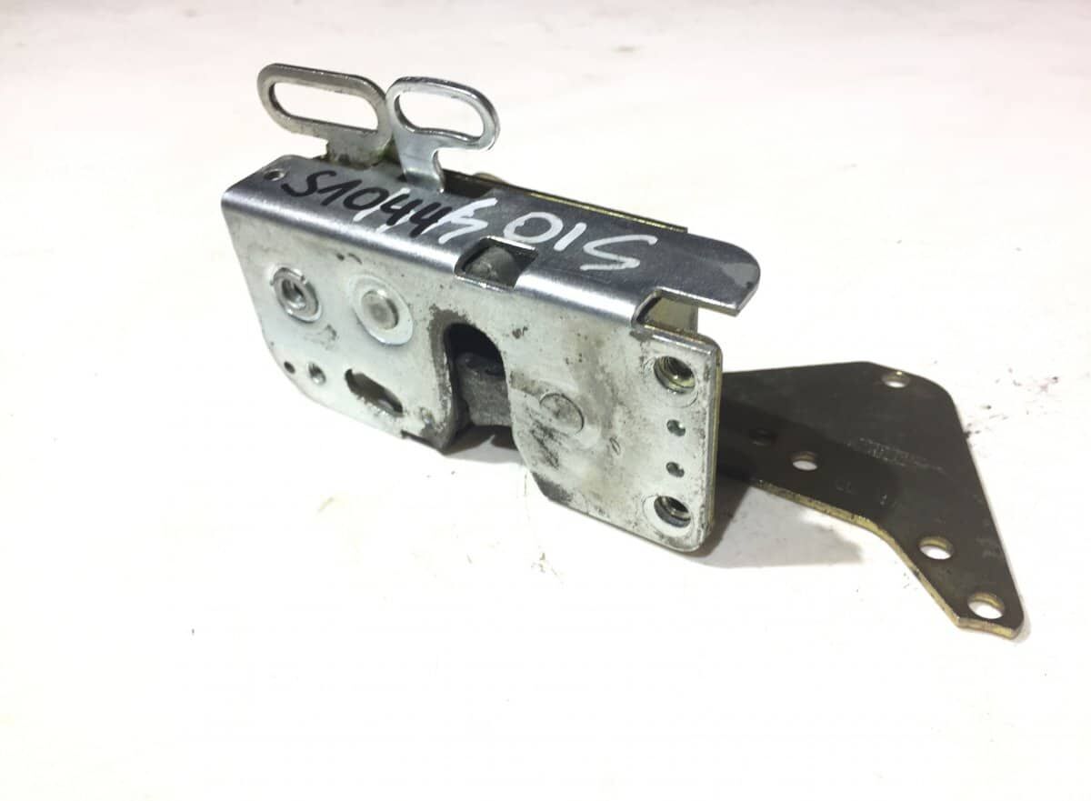 5104465 door lock for Scania truck