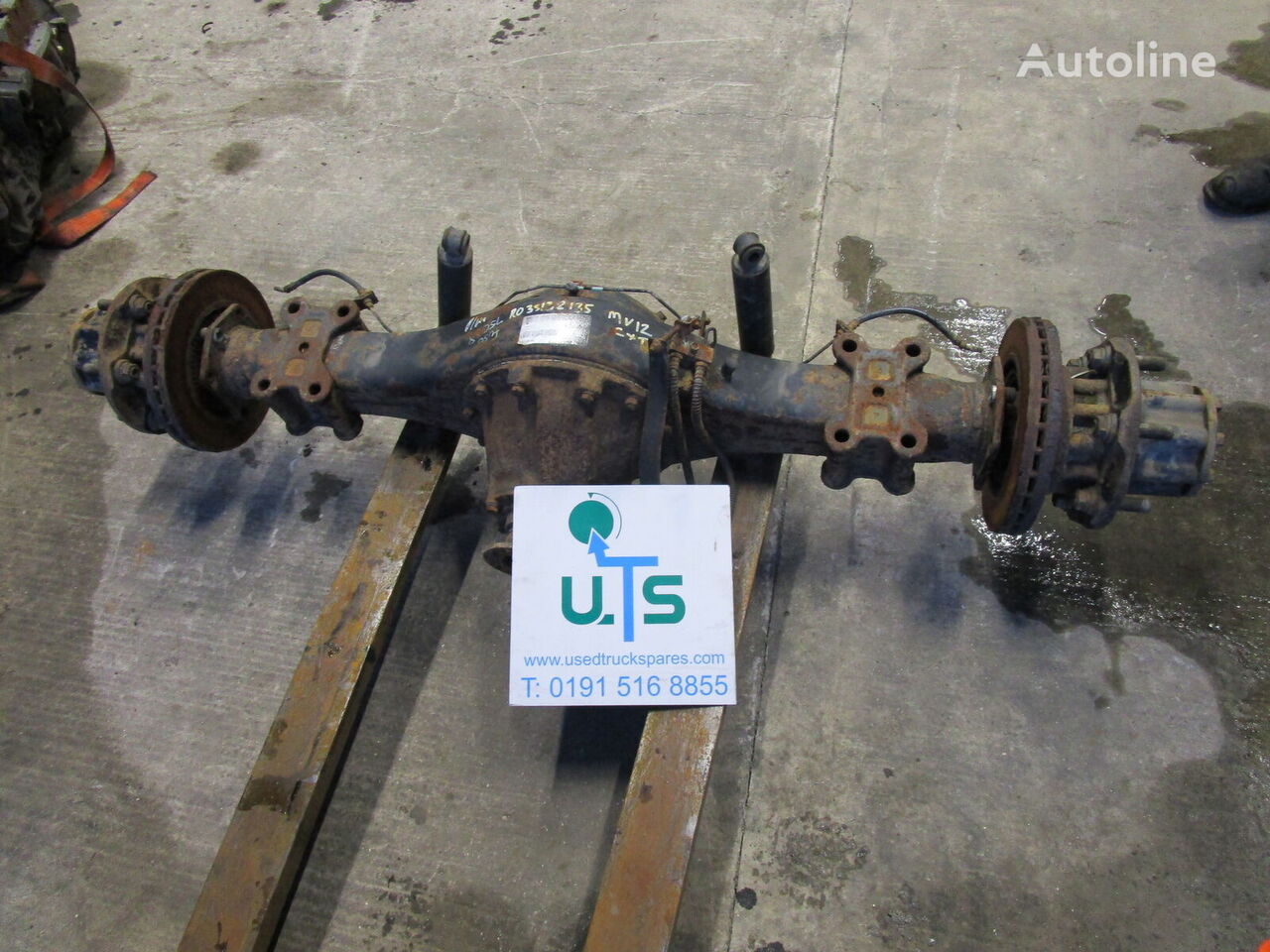 погонска оска AXLE P/NO 35138135 за камион Mitsubishi FUSO REAR