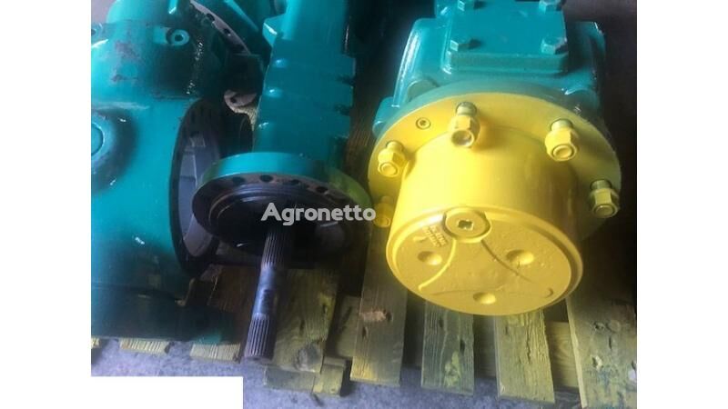 John Deere 3415 Antriebsachse