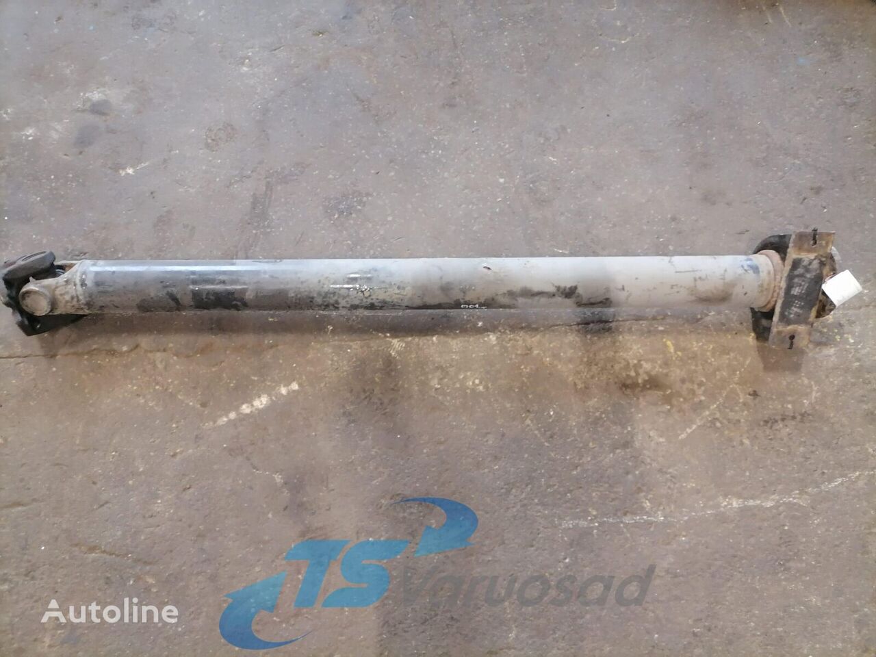 arbre de transmission MAN Propeller shaft 81393636174 pour tracteur routier MAN TGA