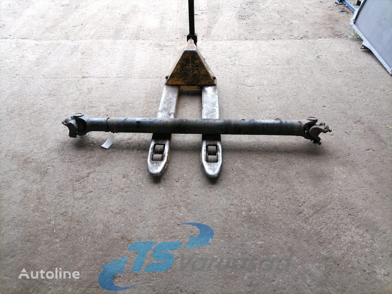 карданный вал Volvo Propeller shaft 25817764 для тягача Volvo FH 4