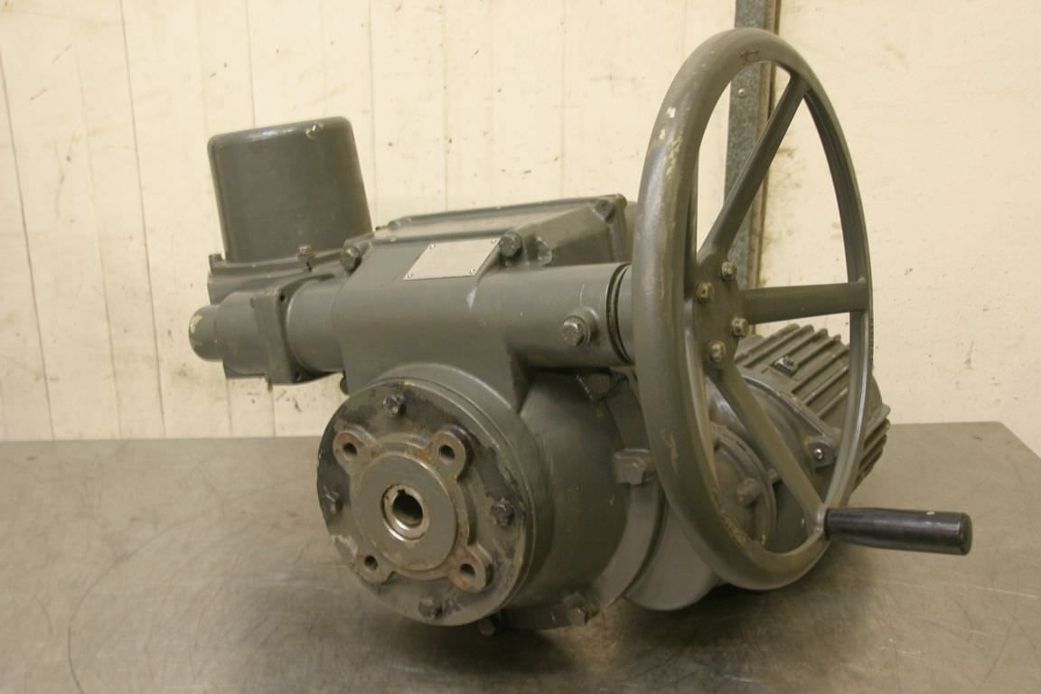 Электропривод EMG Drehmo D 500-B3-160 EX для промышленного оборудования - Machineryline