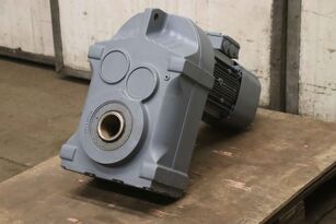 SEW-Eurodrive Getriebemotor 5,5 kW 68 U/min von SEW-Eurodrive &ndash; FH87/G DRS132S elmotor til industriudstyr