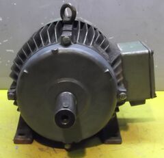 motor el&eacute;trico Tennie ERY5,5/4-75 para maquinas industriais