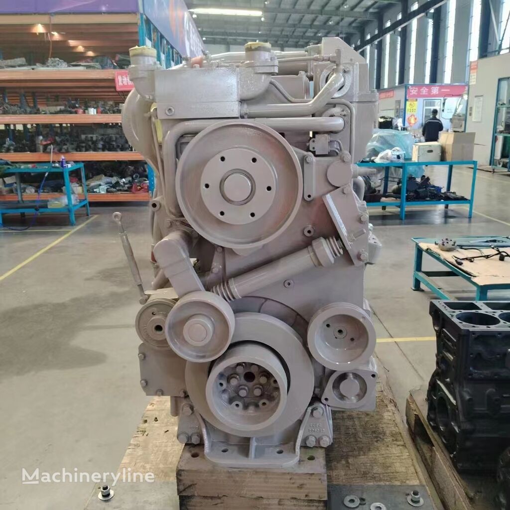 موتور خودرو Cummins KTA19 برای بیل مکانیکی - Machineryline