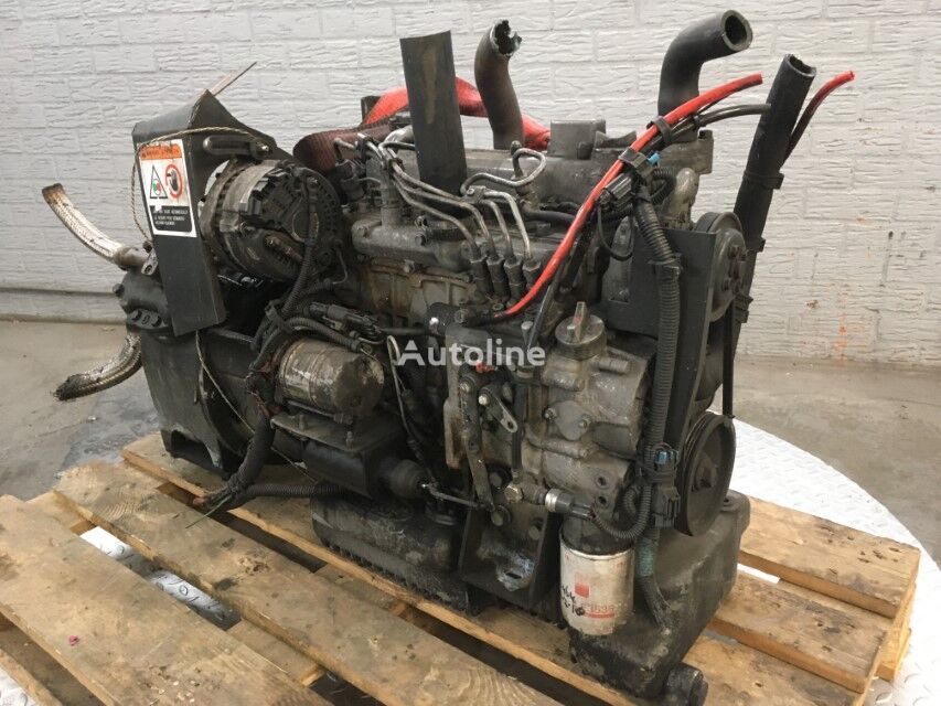 motor Kubota V1505 pentru camion