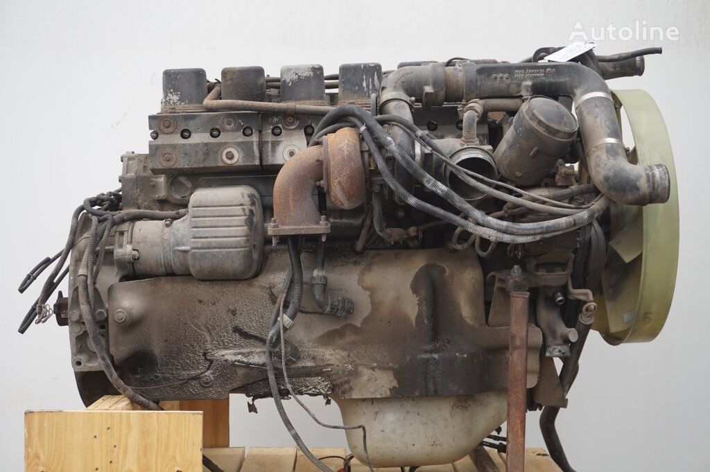 moteur MAN D2866LF20 EURO2 403PS pour camion