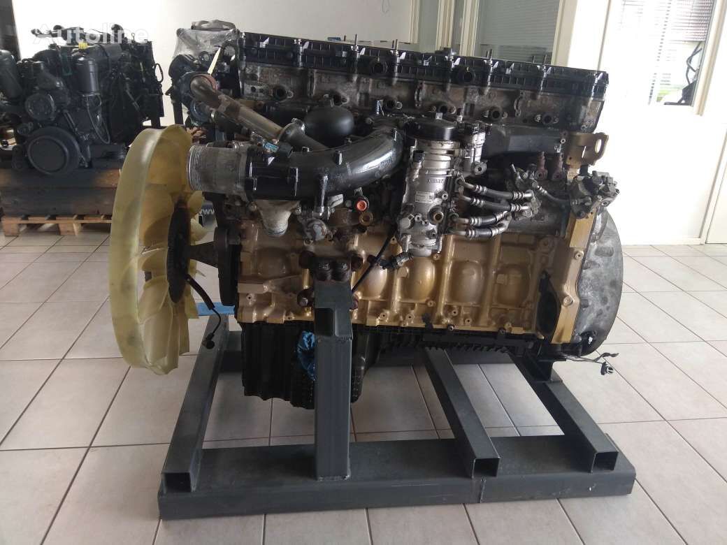 Mercedes-Benz 471 engine for truck tractor