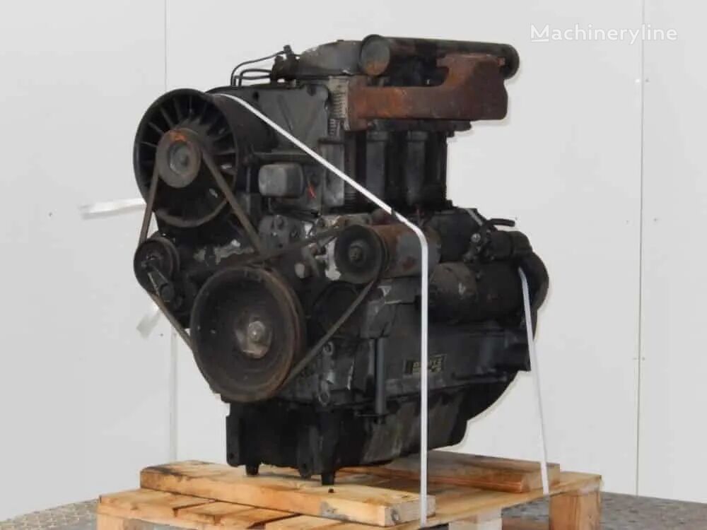 Двигатель Motor для строительной техники Deutz F3L812D Second-Hand pe Palet - Machineryline