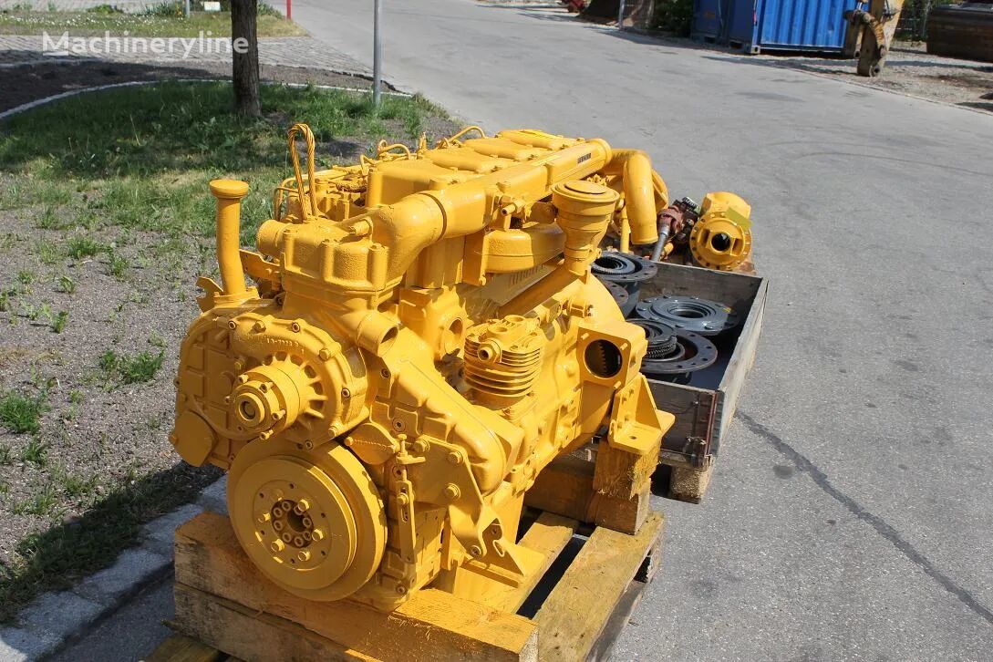 двигатель Motor second-hand , model D943 для строительной техники HANOMAG 44C