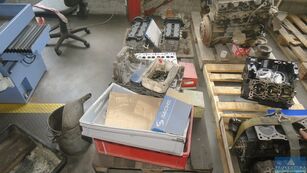 Motoren u. Zylinderk&ouml;pfe versch. Hersteller f&uuml;r Baumaschinen