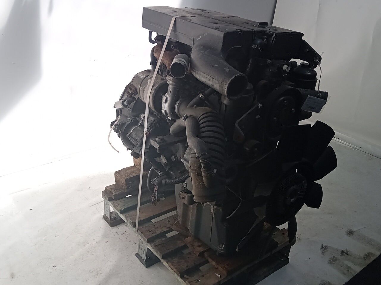 moteur OM904LA.III/3 pour camion Mercedes-Benz ATEGO 2 | 04