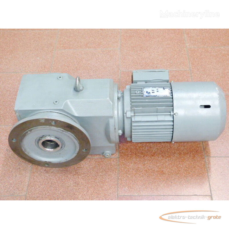 мотор SEW-Eurodrive KAF76 DT90S-4BM